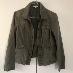 Fitted utility jacket